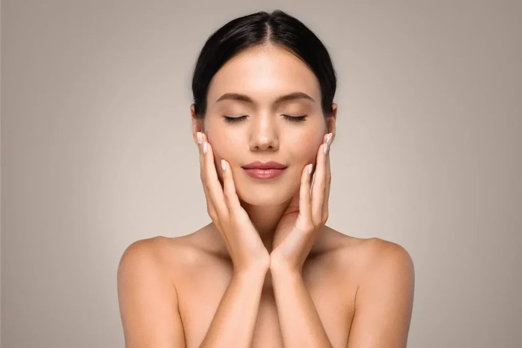 Improve Skin Recovery With GLOW Peptide Support For Healthy-Looking Skin